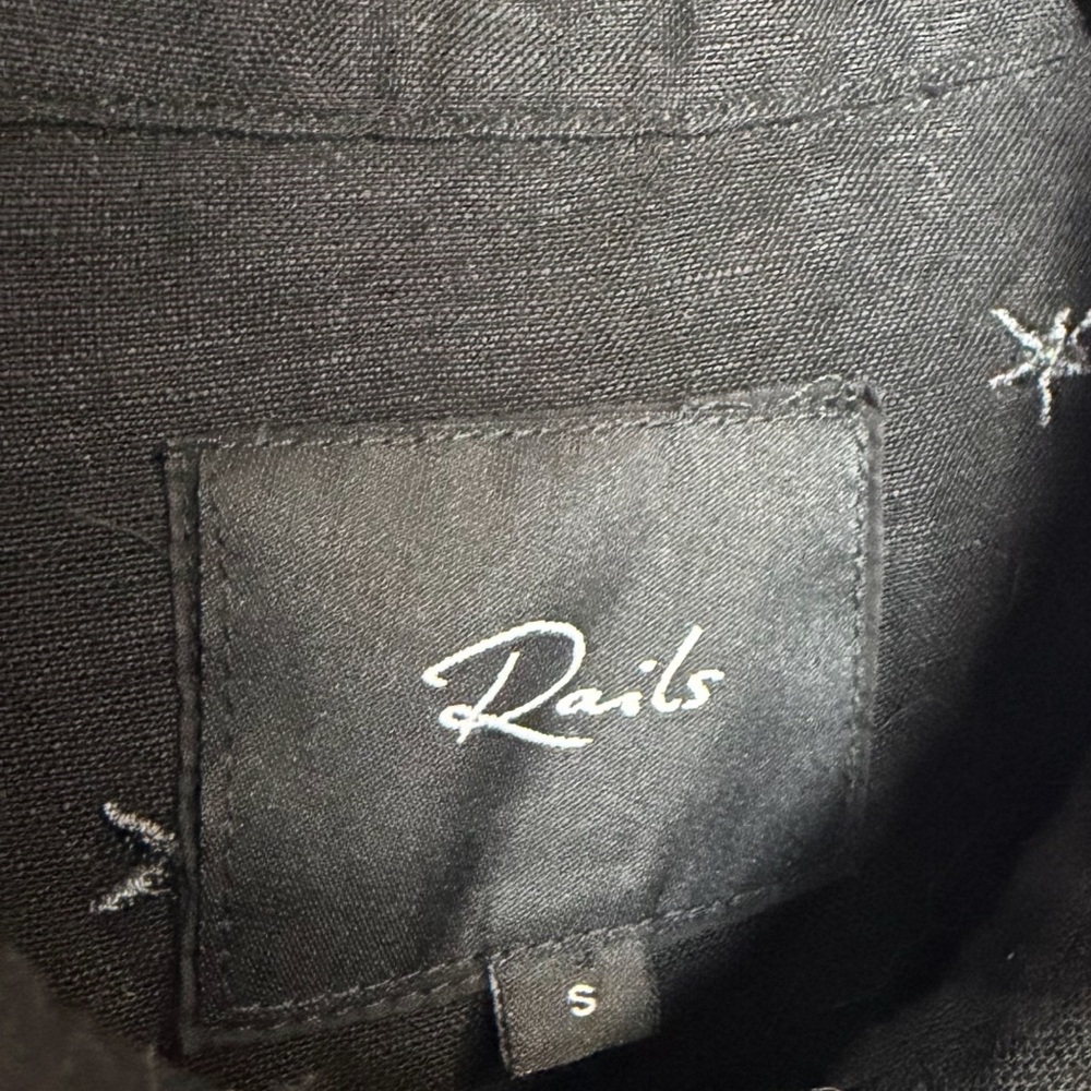 Rails Robyn Linen Blend Black Embroidered Stars Top - Picture 6 of 11